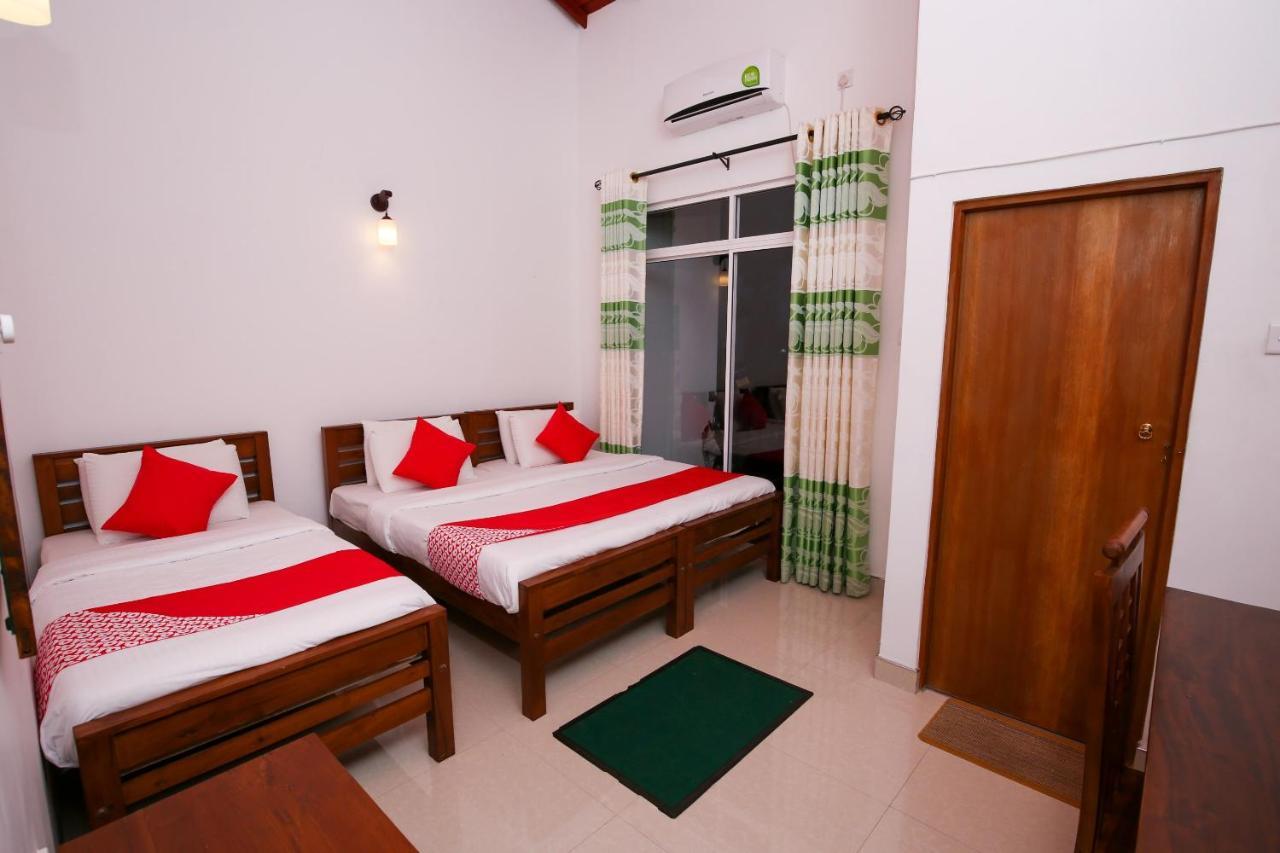 קנדי Oyo 438 Sarala Residence Hotel מראה חיצוני תמונה